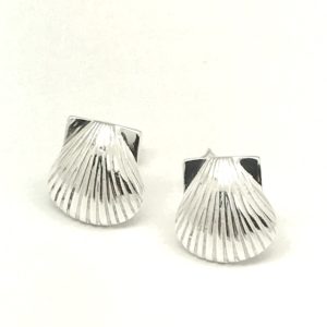 Scallop Shell Stud Earrings Small