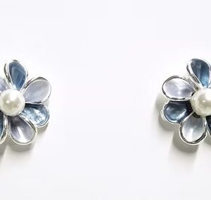 Shades of Blue Daisy Studs